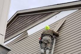 How To Choose The Right Materials for Your Siding Installation in 'Ogden, KS